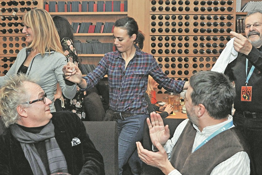 Dernek: Ministar Tasovac i reditelj Srđan Koljević uživaju u igri glumice Berenis Bežo