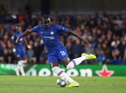 Liga angielska: Chelsea na drodze niepokonanego Liverpool. Fabiański postara się zatrzymać Man Utd