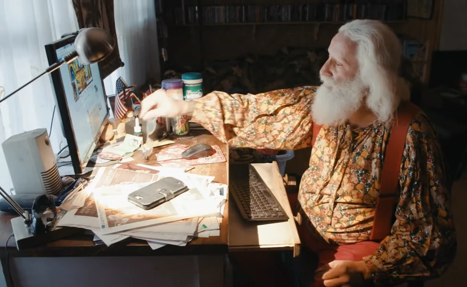 Printscreen great big story santa claus