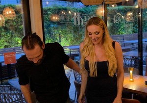 Anabela Atijas sa mužem na rođendanu 