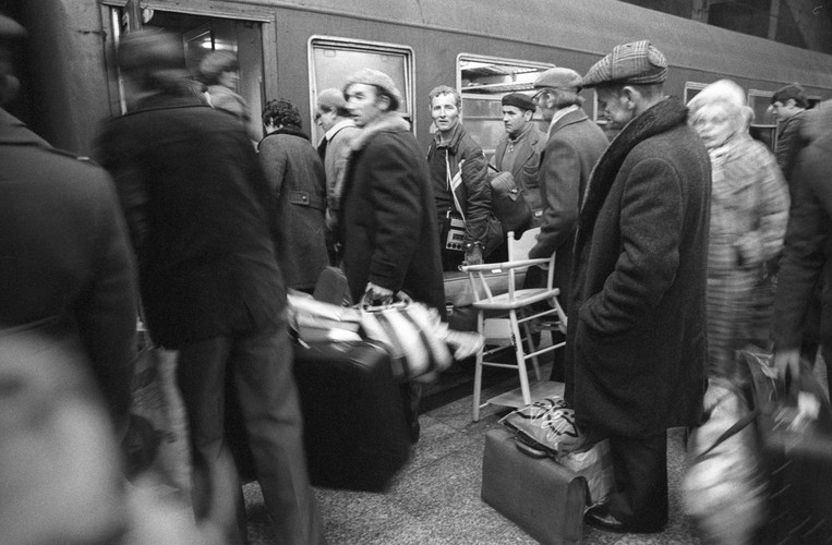 Historia polskiego obyczaju na zdjęciach zgromadzonych przez Annę Musiałównę w albumie i na wystawie „Polska lat 70”