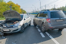 Kierowcy powodujący szkody omijają podwyżki OC