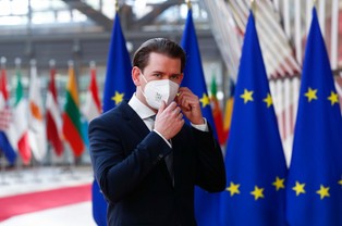 Gasnący blask Wunderkind. Sebastian Kurz wylądował na marginesie polityki UE