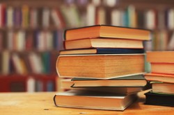 Kultowe książki. 11/11 mają tylko dzieci PRL-u. QUIZ