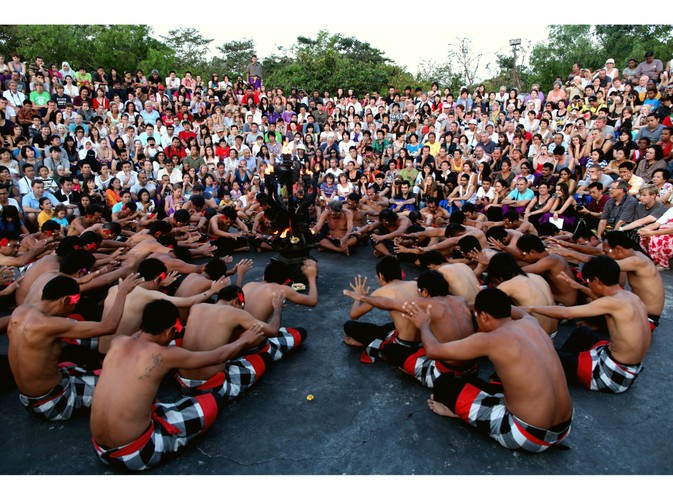 Taniec Kecak w świątyni Uluwatu