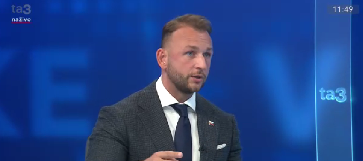 Matúš Šutaj Eštok v diskusnej relácii TA3 V politike.
