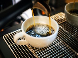 Zakaz picia kawy? Nie uwierzysz, co robiły władze tych krajów