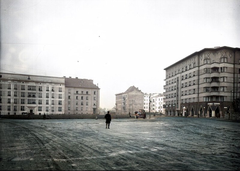 Kraków. Plac Inwalidów we wczesnych latach 30. XX wieku. Źródło: Narodowe Archiwum Cyfrowe.