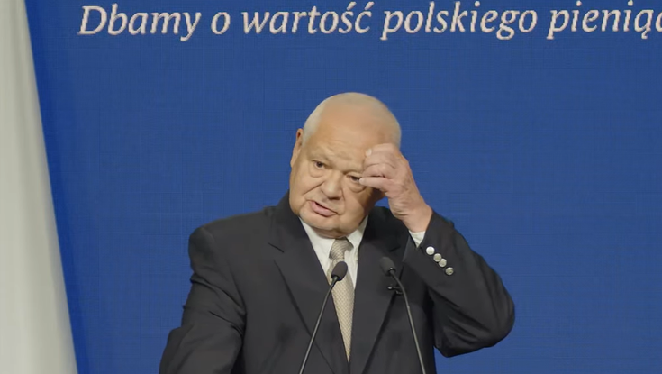 Glapiński jeszcze nigdy nie był oceniony tak wysoko. Ale prezes NBP wciąż nie jest prymusem