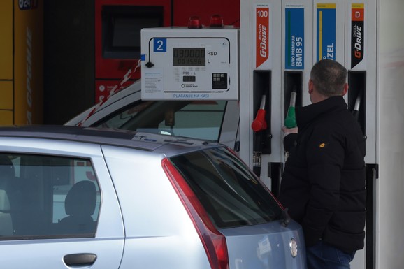 Dizel bi u utorak u Srbiji mogao da skoči na 290 dinara da nije ove mere države! Vučić: Računajte na haos