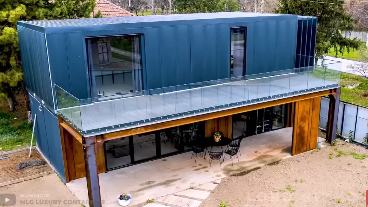 Luksuzna kuća od kontejnera