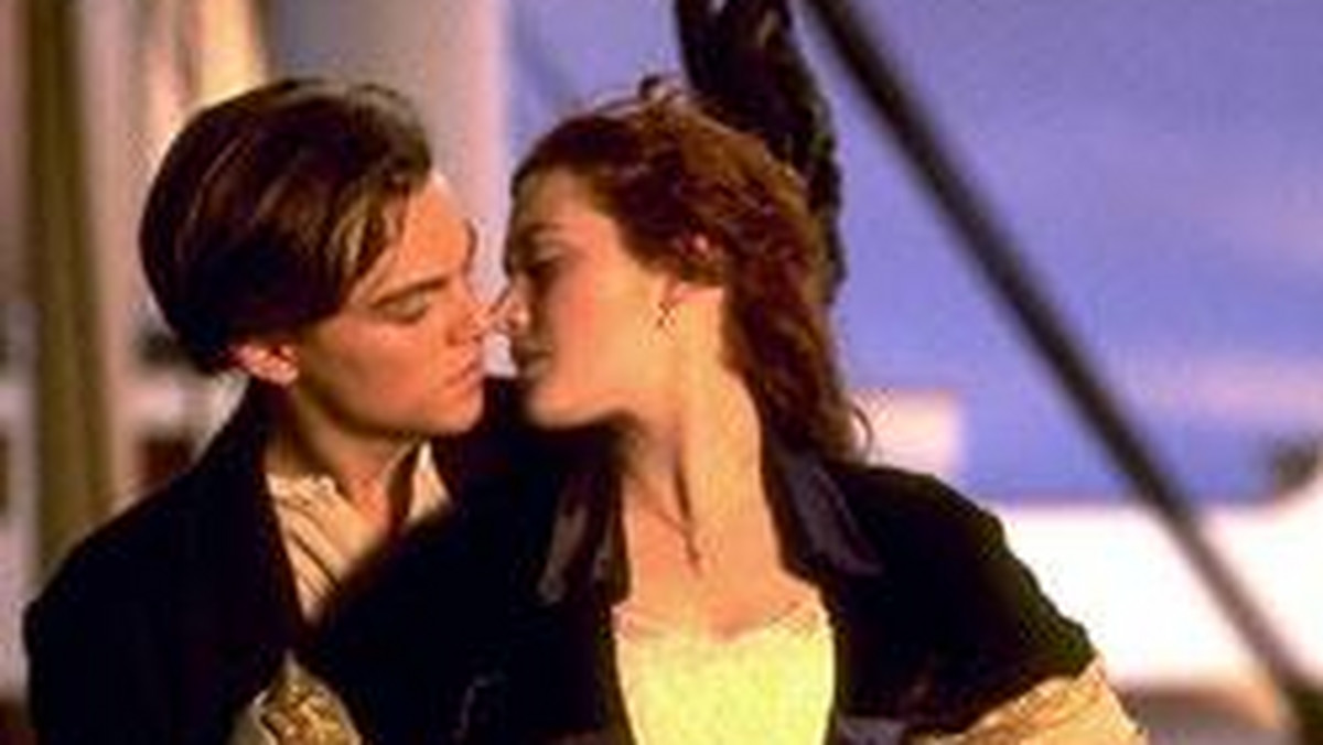 Przebój "My Heart Will Go On" z filmu "Titanic' zajął pierwsze miejsce w rankingu najlepszych piosenek filmowych.