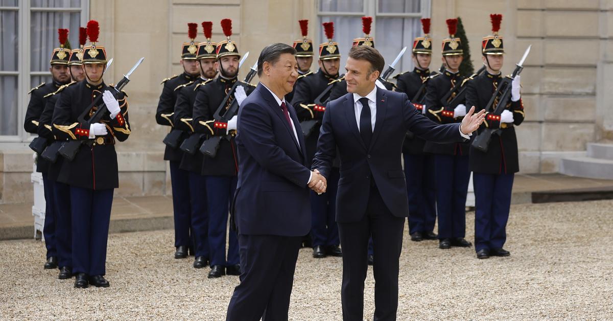  Spotkanie Macron-Xi w Paryżu w cieniu napięć UE-Chiny