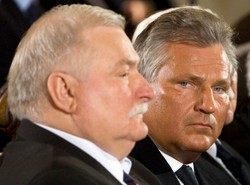 Wałęsa ma obrońcę. To Kwaśniewski