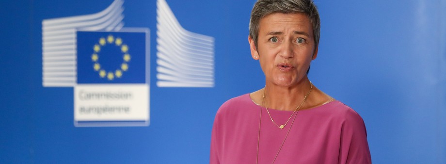 Według Margrethe Vestager, unijnej komisarz ds. konkurencji, miliony Europejczyków przepłacały za komputery, suszarki do włosów, słuchawki czy sprzęt kuchenny kupowany przez internet