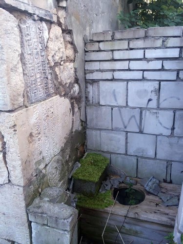 Fundacja 'From The Depths' prowadzi poszukiwania macew w całej Polsce