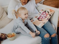 Potrzeby wciąż są wyjątkowe! 3 najważniejsze fakty dotyczące żywienia rocznego dziecka