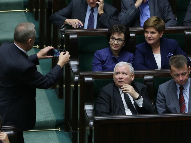 Leonard Krasulski, Elżbieta Witek, Beata Szydło, Jarosław Kaczyński i Mariusz Błaszczak