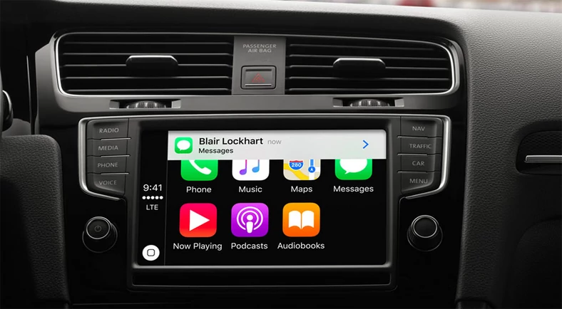 Apple CarPlay został zaprezentowany na targach w Genewie w 2014 roku, jednak nadal jest to rozwiązanie rzadko spotykane w nowych samochodach