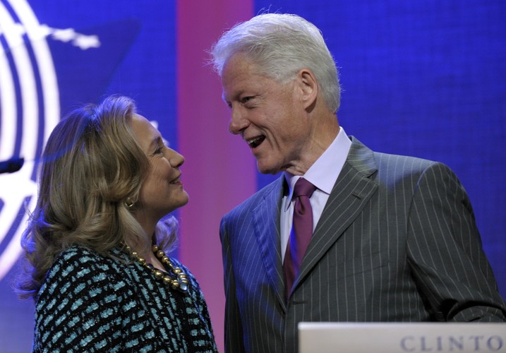 <b>3. Bill i Hillary Clinton</b>, były prezydent i minister spraw zagranicznych USA <br>
Na liście znaleźli się za to, że wciąż czują się odpowiedzialni za przyszłość.