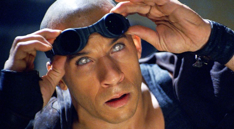 Vin Diesel Riddick szerepében.