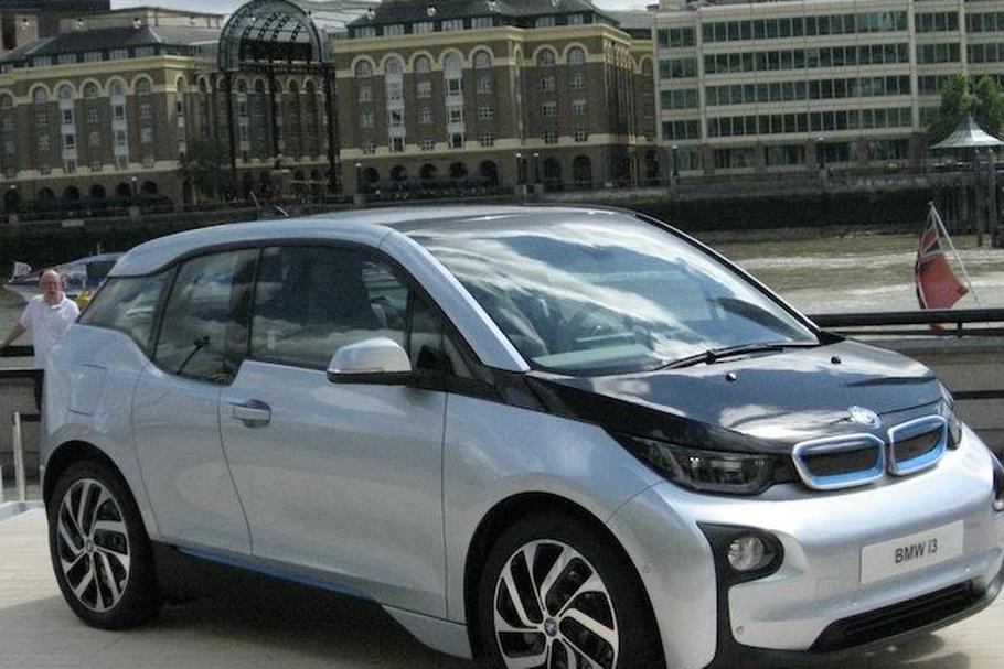 BMW i3