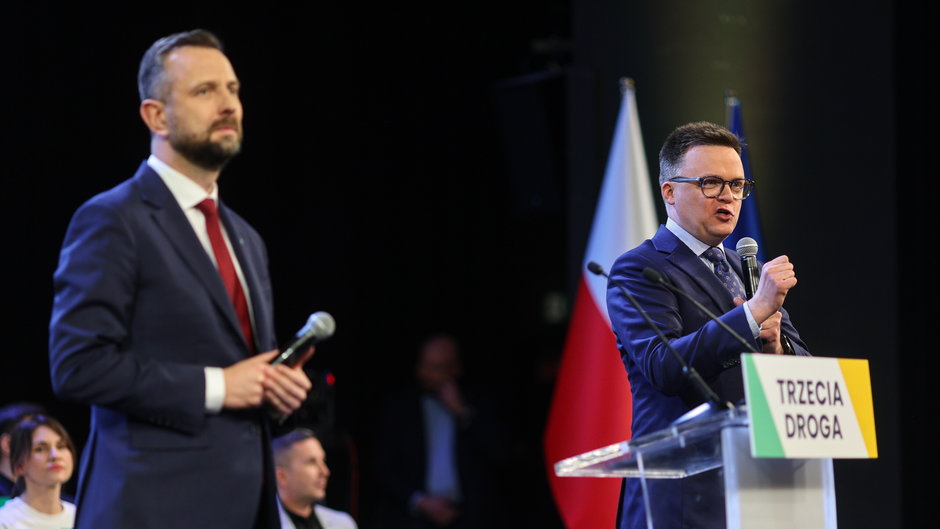 Szymon Hołownia i Władysław Kosiniak-Kamysz na konwencji w Płocku, 03.03.2024
