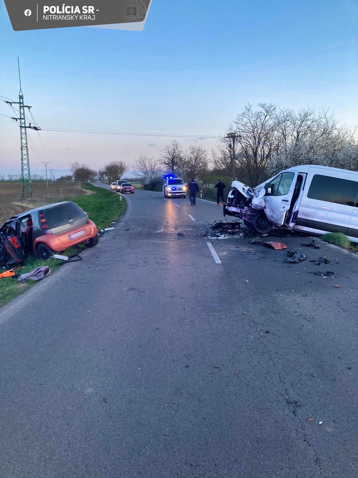 Dopravná nehoda pri Leviciach si vyžiadala život 35-ročného muža.
