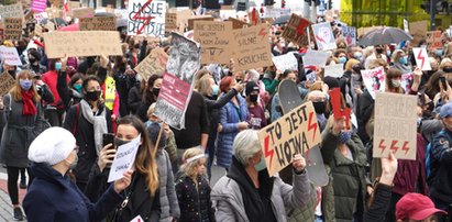 Rząd przestraszył się protestujących?!