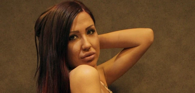 "SAMO DVA ŠAMARA!" Opravdavala je dečka koji ju je TUKAO! Tijana Ajfon je zapanjila javnost pre nekoliko godina, a danas je srećno udata