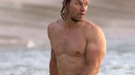 Mark Wahlberg bez koszulki. Co za klata!