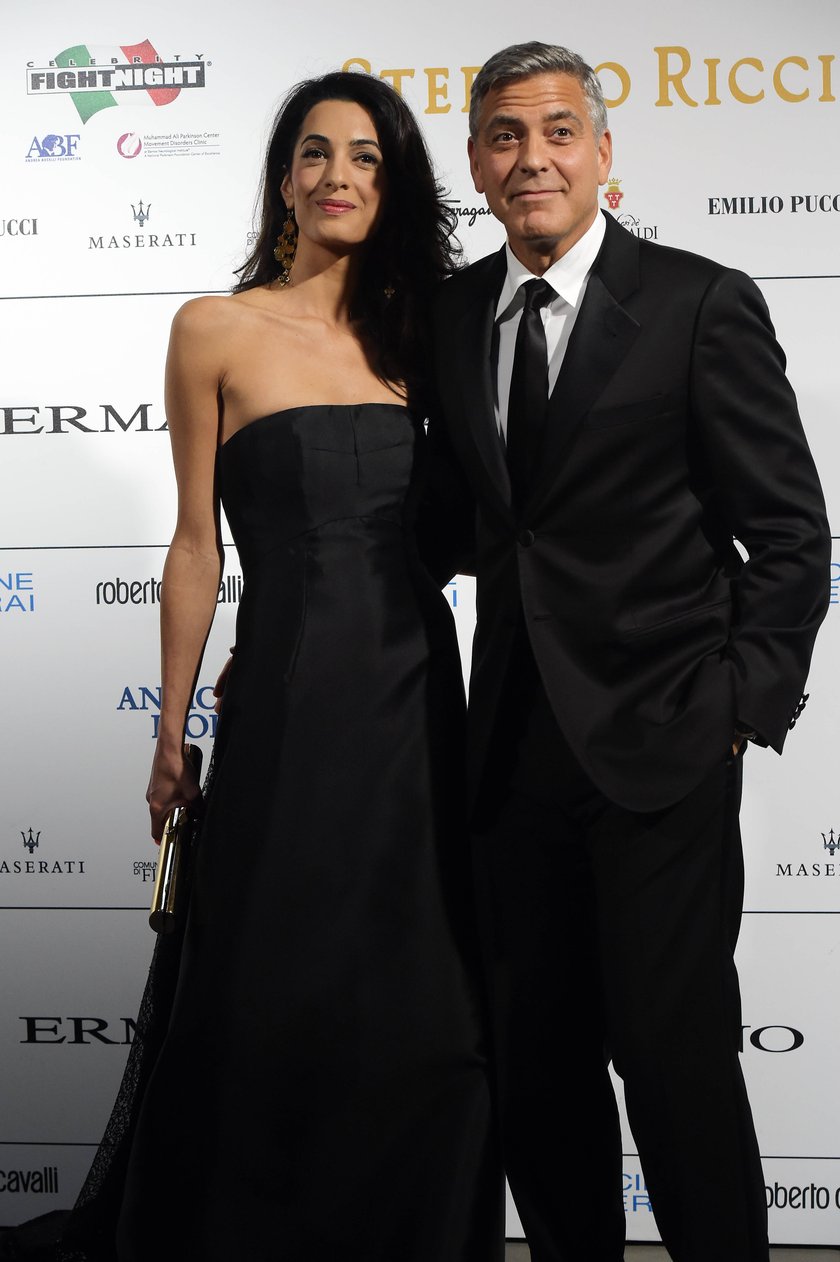 George Clooney i Amal Alamuddin na ściance