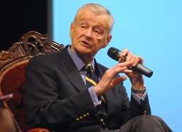 Brzeziński: Obwinianie rządu polskiego o zamach smoleński to robota osób cierpiących na psychologiczne trudności