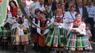 Uroczystości Bożego Ciała. Jak wyglądają procesje w Polsce? [GALERIA]