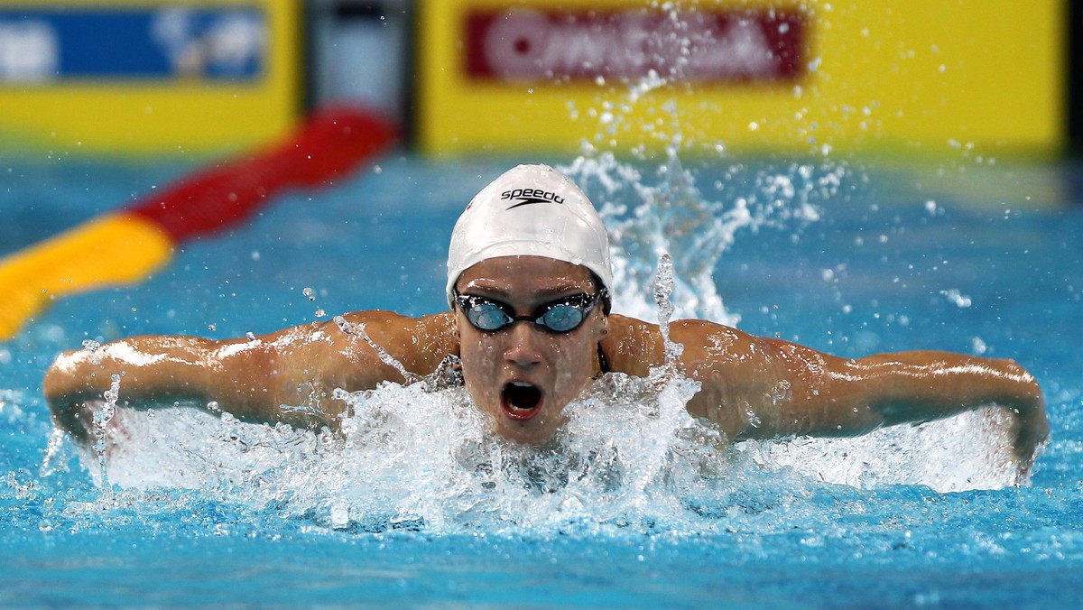 Chinki w sztafecie 4x200 m stylem dowolnym czasem 7.35,94 ustanowiły rekord świata i przy okazji zdobyły złoty medal pływackich mistrzostw świata na krótkim basenie, które odbywają się w Dubaju. Kolejne miejsca zajęły Australijki i Francuzki.