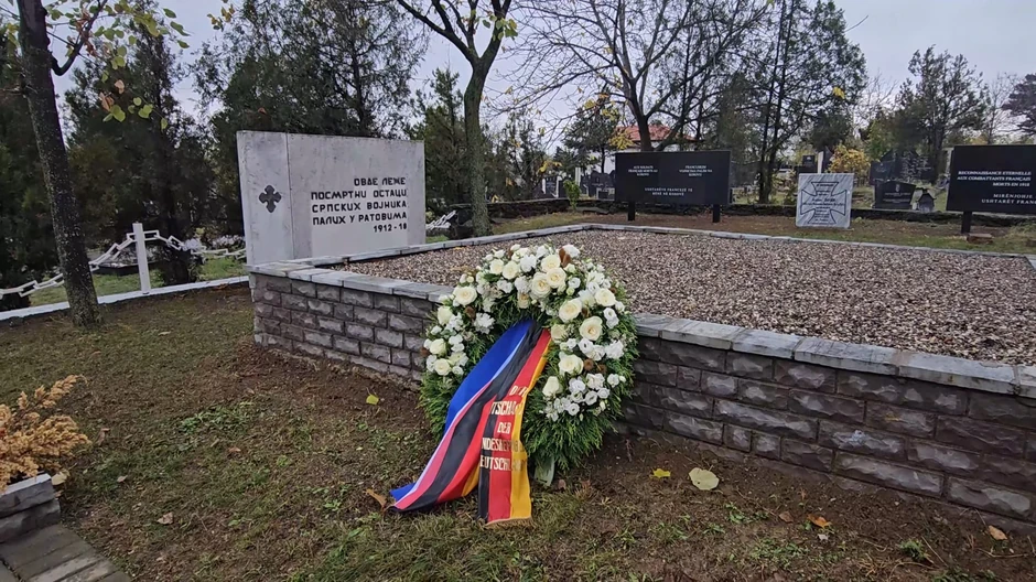 Inicijativa izmeštanja nadgrobnog spomenika potekla od ambasadora Francuske i Nemačke u Prištini