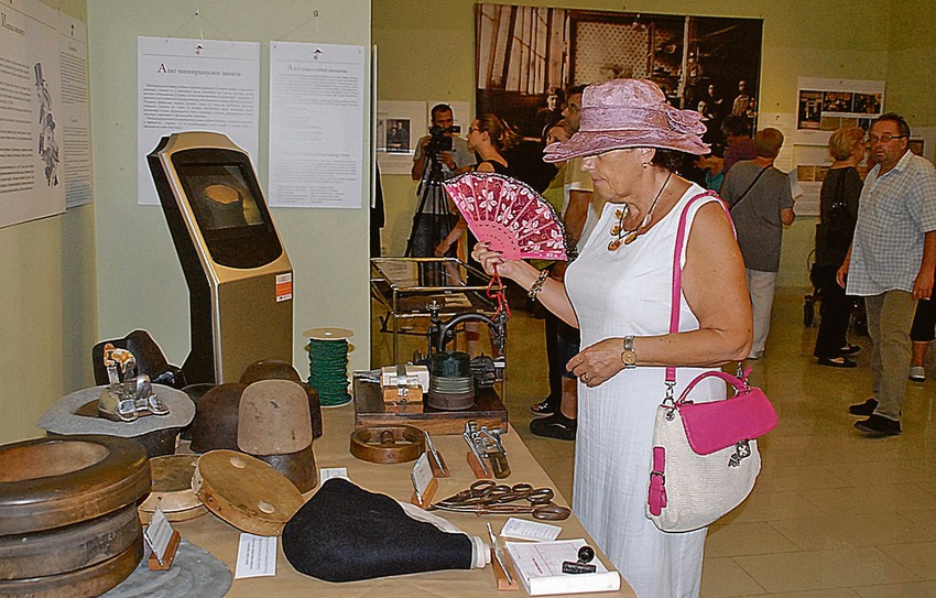 Izložba šešira postavljena je u Subotici