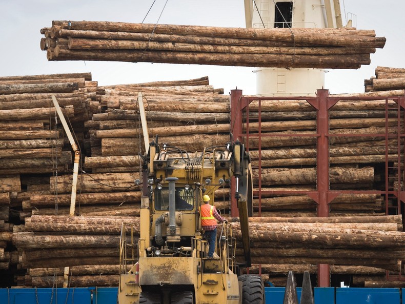 Fatal work injury rate (per 100,000 full-time equivalent workers): 100.7