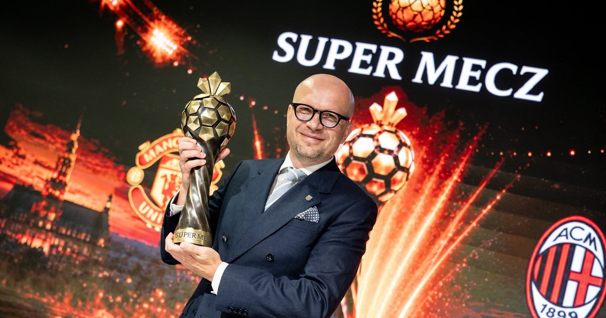 Manchester United i AC Milan zagrają we Wrocławiu. Najlepiej dojechać MPK