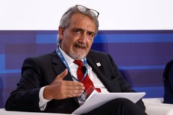 Szef światowego Czerwonego Krzyża rezygnuje. Powodem 'ataki ze strony LGBT'