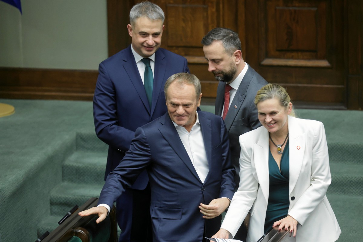 Barbara Nowacka, Donald Tusk. Sowita premia za pozostanie w zawodzie. Sejm uchwalił nowy bonus dla nauczycieli