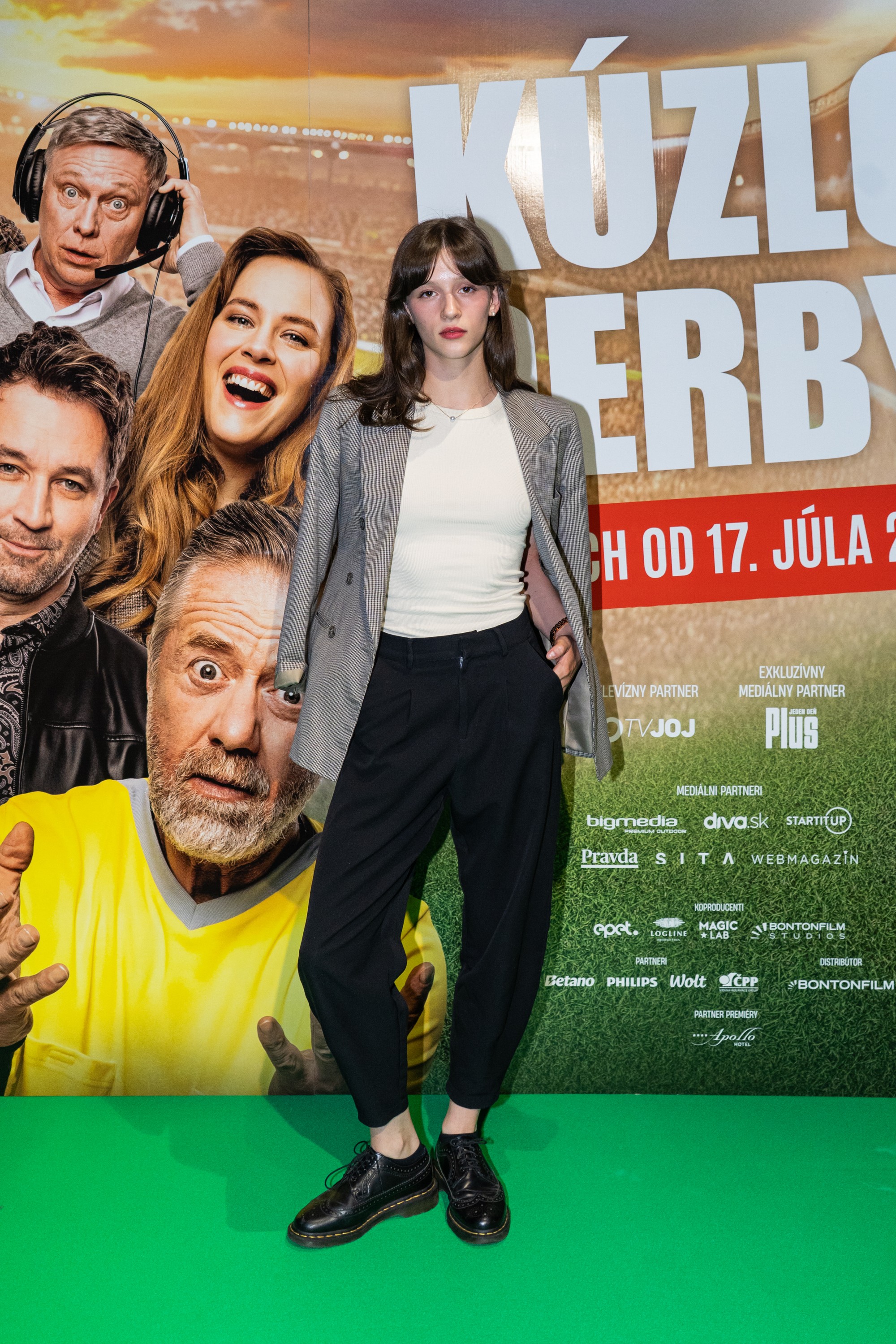 Premiéra komédie Kúzlo derby - herečka Ema Businská.