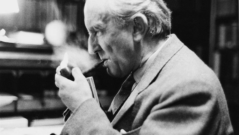 Przodkowie J.R.R. Tolkiena pochodzili z Gdańska - odkrył Ryszard Derdziński, znawca twórczości autora "Władcy pierścieni". Swoim odkryciem podzielił się z uczestnikami spotkania podczas festiwalu Literacki Sopot.