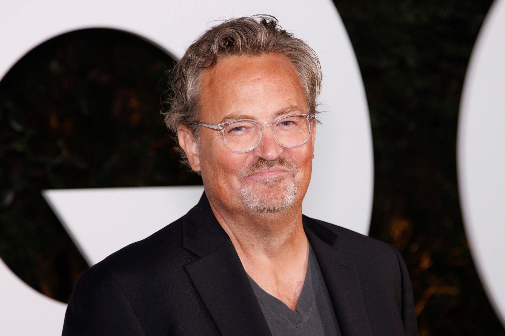 Herec Matthew Perry († 54) zomrel na akútne účinky ketamínu a následného utopenia.