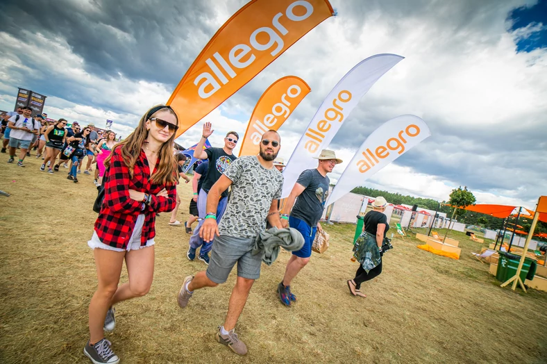 Niemal wszyscy festiwalowicze wybrali przejażdżkę kołem -podsumowanie Strefy Allegro na Pol’and’Rock Festival2021