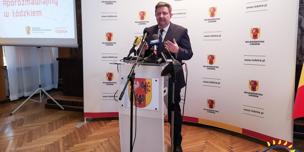 Marszałek województwa łódzkiego Grzegorz Schreiber na spotkaniu z samorządowcami w Zgierzu