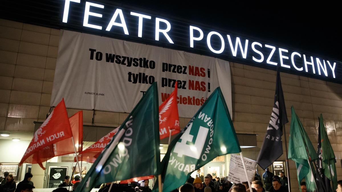 Protest Teatr Powszechny klątwa