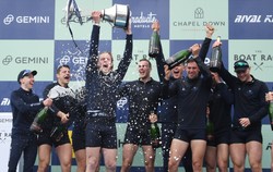 Wioślarze Oxfordu lepsi od Cambridge w legendarnych regatach na Tamizie