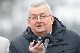 Minister mówi, że podwyżka w PKP mogłaby wynieść nawet 50 proc.