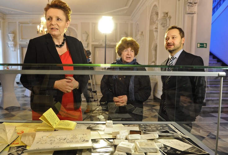 Przekazanie zbiorów Themersonów